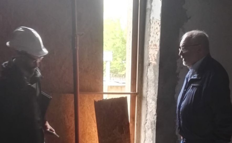 Blitz del sindaco all’Hotel Cabina di Capriate