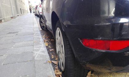 Vandalismi contro auto: gomme bucate anche a disabile