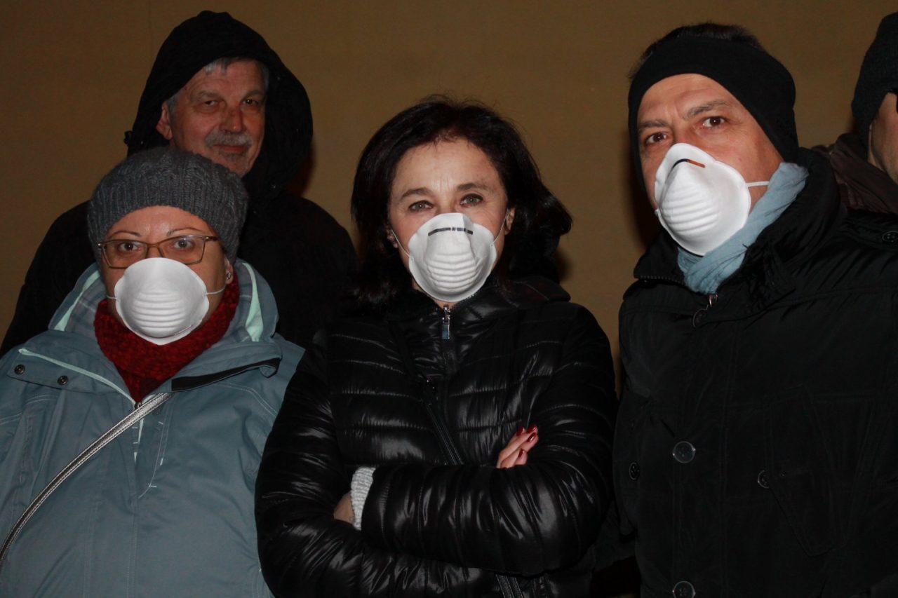 Emergenza puzze il Comune intima la revoca dell’autorizzazione all’azienda