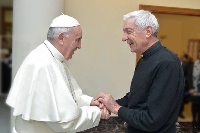 A tu per tu con Papa Francesco per don Silvio