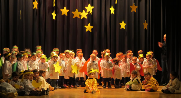 Natale vietato a scuola, la rabbia del sindaco per la fake news