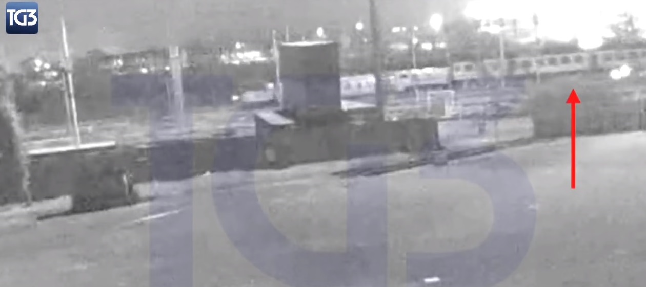 Treno deragliato a Pioltello, spunta nuovo filmato con le immagini del disastro VIDEO