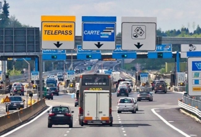 Pizzicato il furbetto del casello autostradale