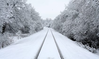 Rischio neve: le variazioni degli orari dei treni in Lombardia