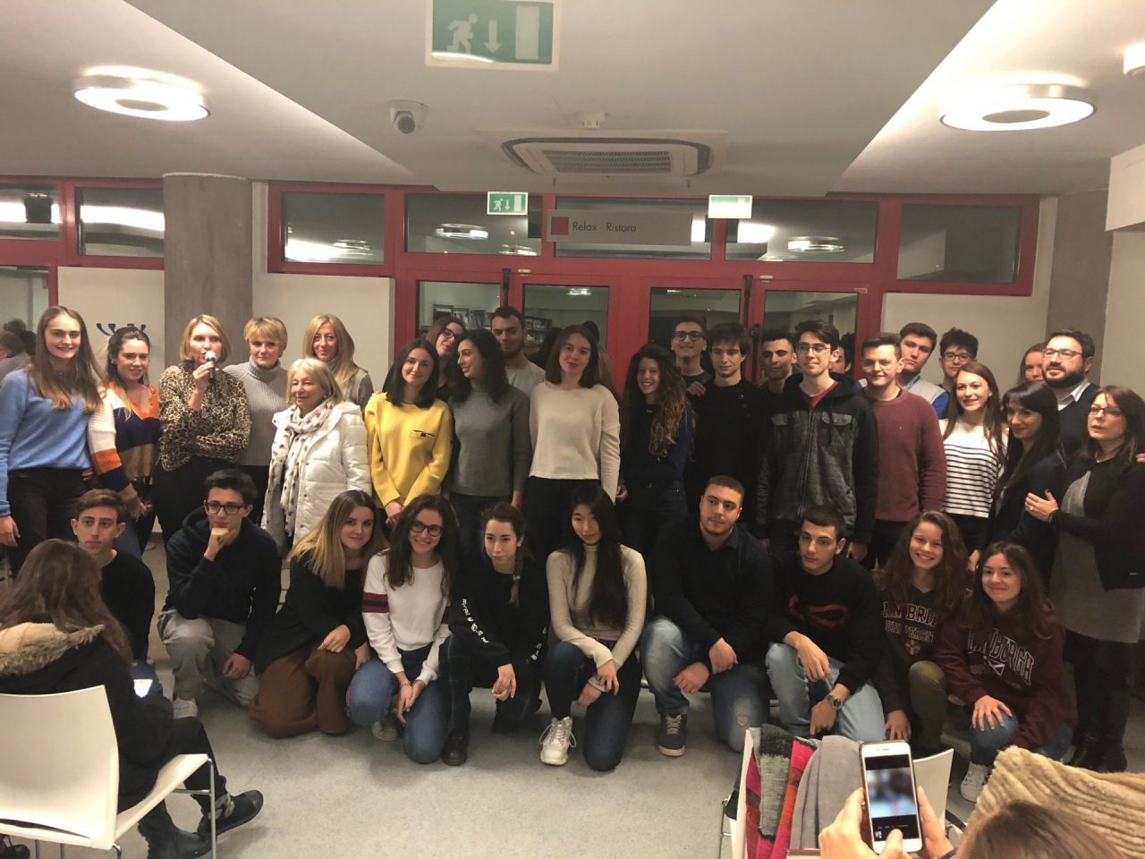 Gli studenti del Machiavelli di Pioltello celebrano la Giornata della Memoria