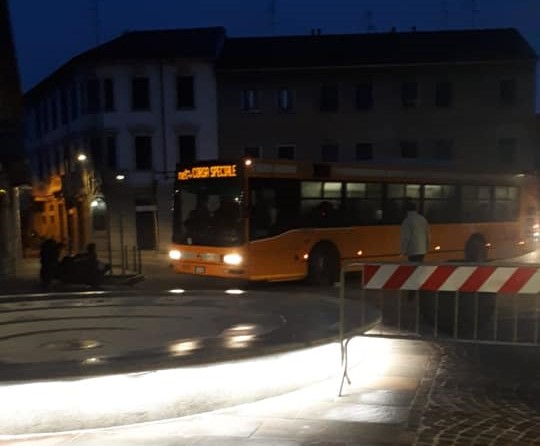 Autista di bus aggredito da minorenni a Segrate