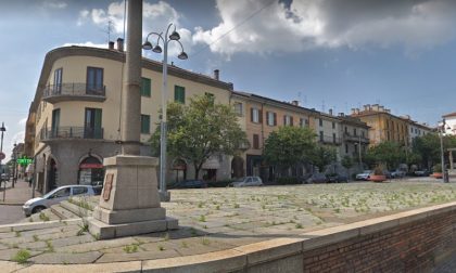 Cassano rifà il look del centro storico e di piazza Garibaldi | Sparisce l'"Alzabandiera"
