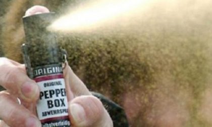 Spray al peperoncino: torna l'incubo in Lombardia, 9 intossicati a scuola