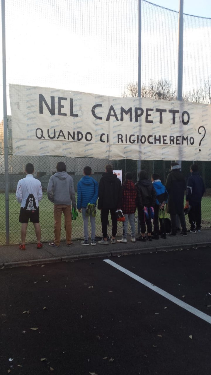 Il campetto di Torrazza  resterà chiuso fino all’estate