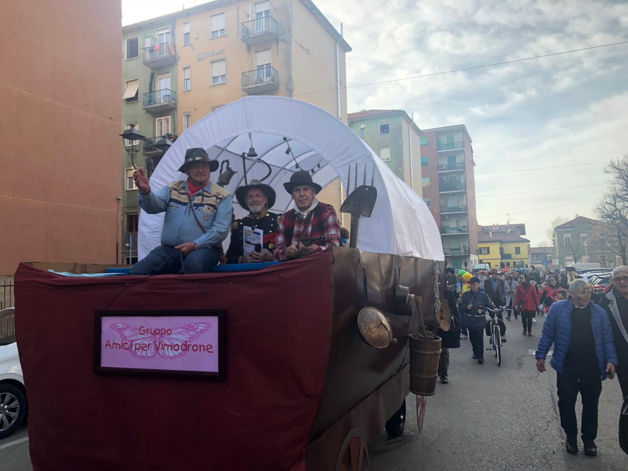 Carnevale a Vimodrone con diversi temi FOTO
