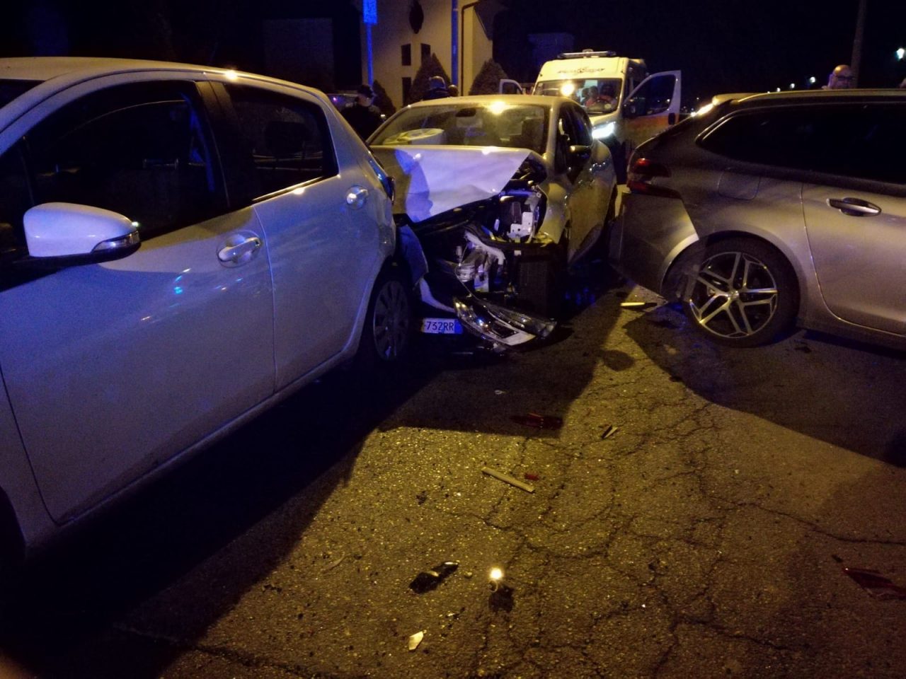 Incidente tra Bellinzago e Pozzuolo, strada chiusa FOTO