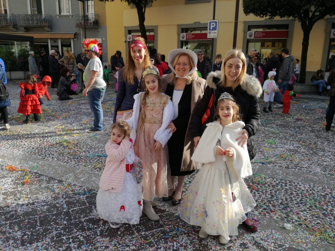 Brugherio carri a tema leonardesco per il Carnevale