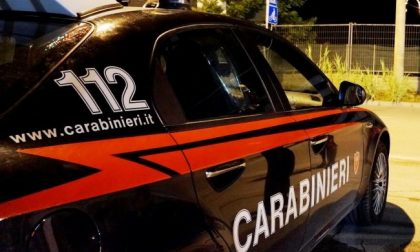 Arnesi da scasso e cocaina in tasca: fermati dai Carabinieri