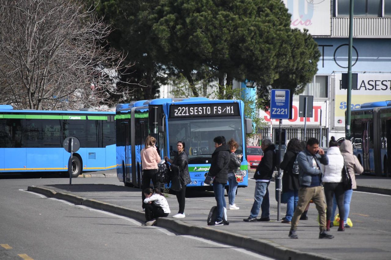 Cuoca 61enne investita e uccisa da un autobus