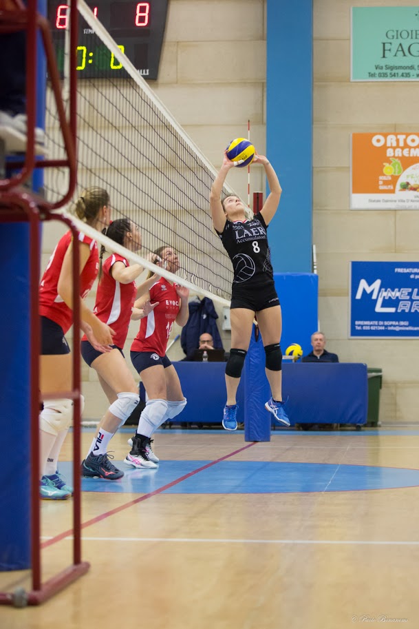 New Volley demolisce Concorezzo, il sogno playoff continua