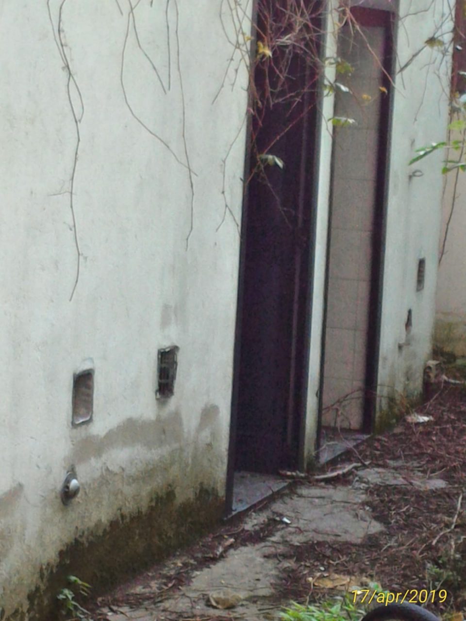 Degrado al Quartiere Sud tennis cigni cologno monzese