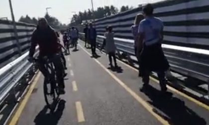 Tutti pazzi per il Ponte di Paderno: dopo la riapertura il San Michele è una attrazione VIDEO