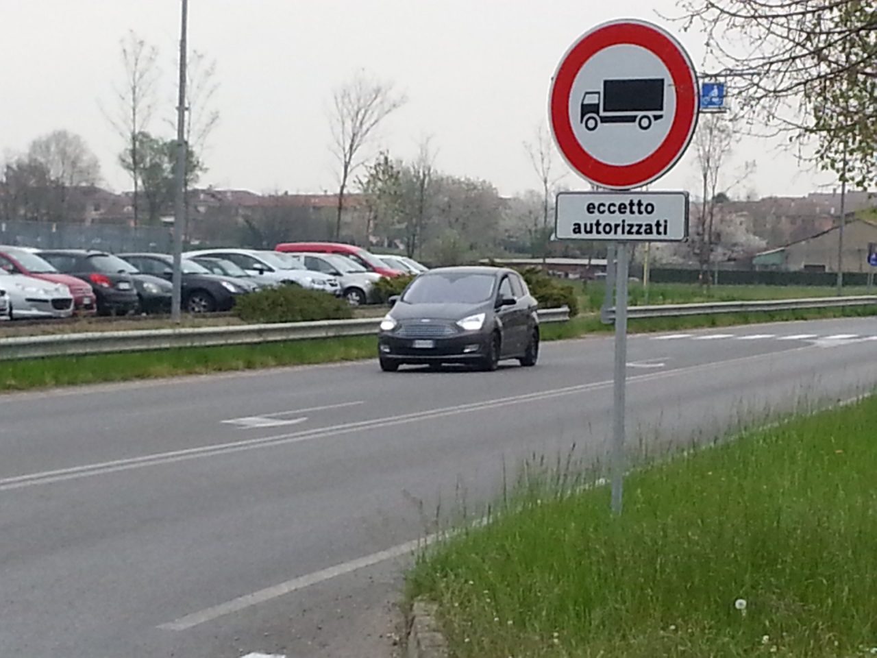 Gessate off limits per i mezzi pesanti