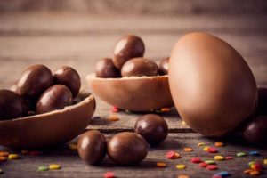 Perché a Pasqua si mangiano le uova di cioccolato?