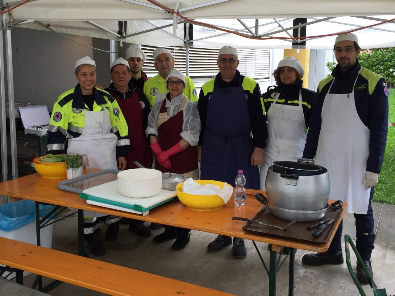 Bussero notte in tenda con la Protezione civile per i bambini della primaria Monte Grappa