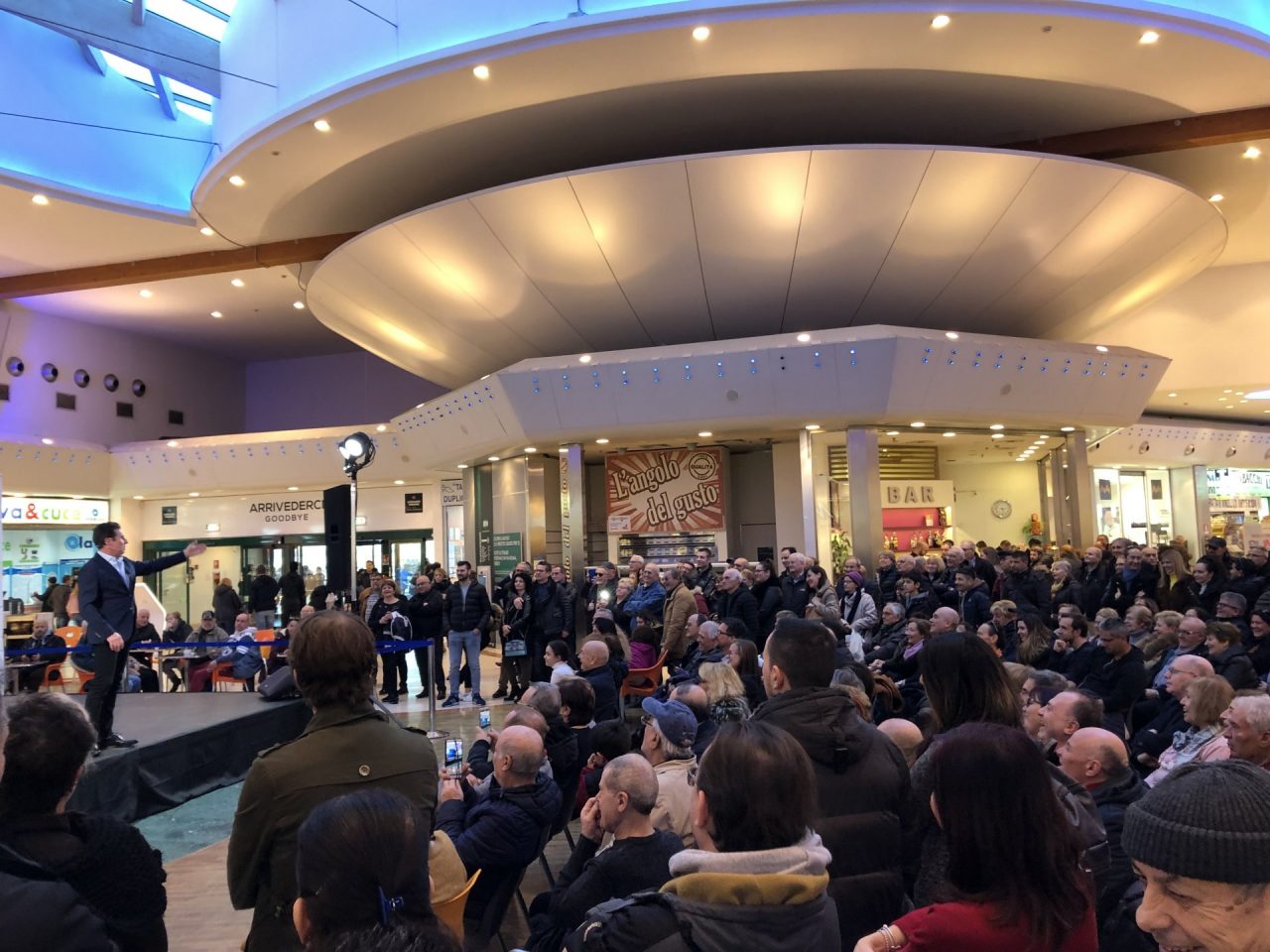 Un mare di eventi al centro commerciale Acquario