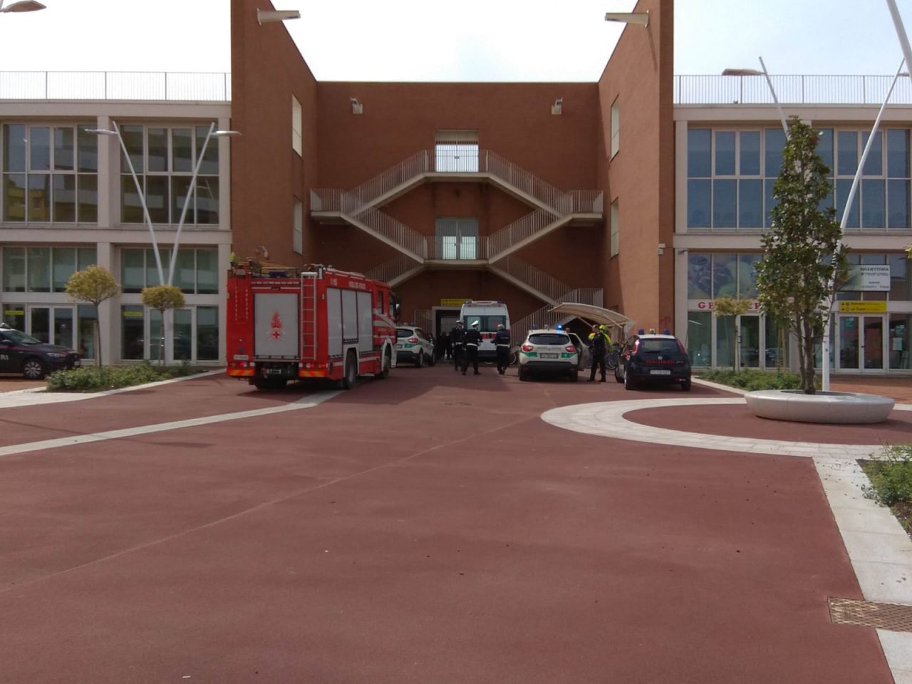 Investito dal treno a Pioltello, muore un uomo. CIRCOLAZIONE BLOCCATA