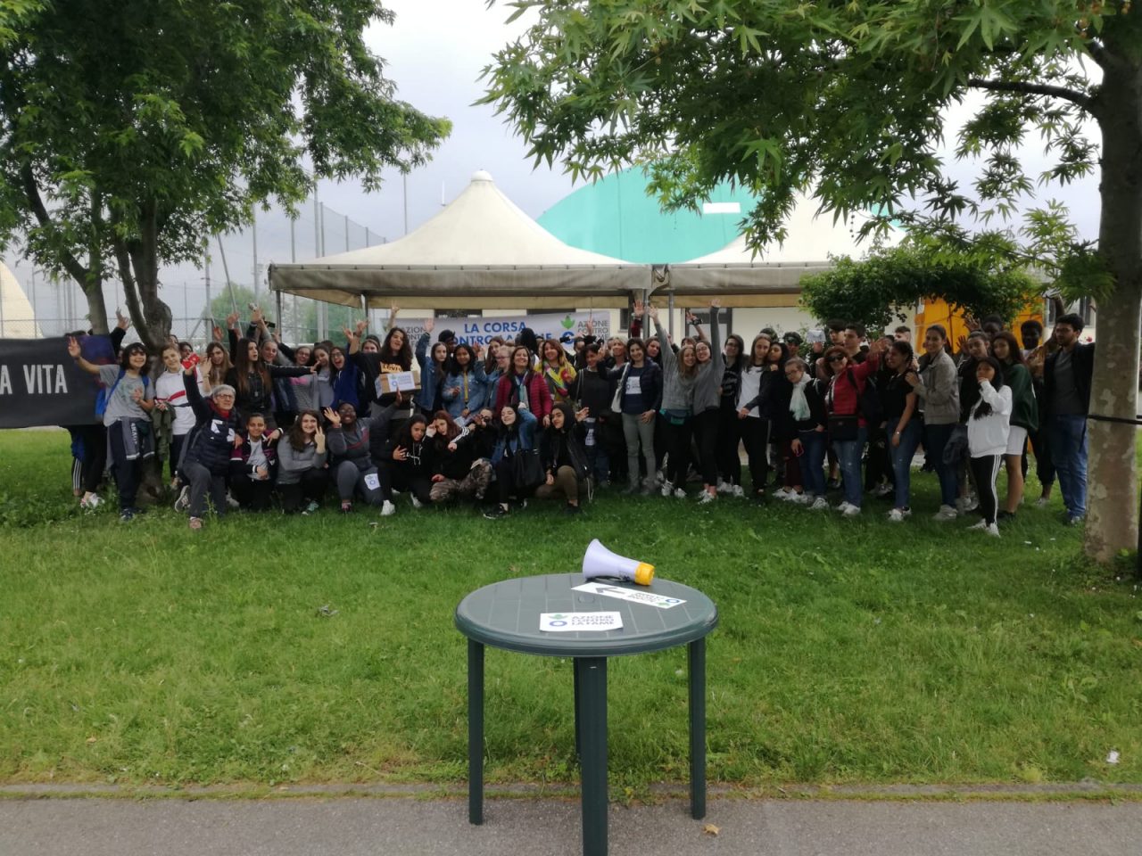 Gli studenti del Bellisario corrono contro la fame FOTO