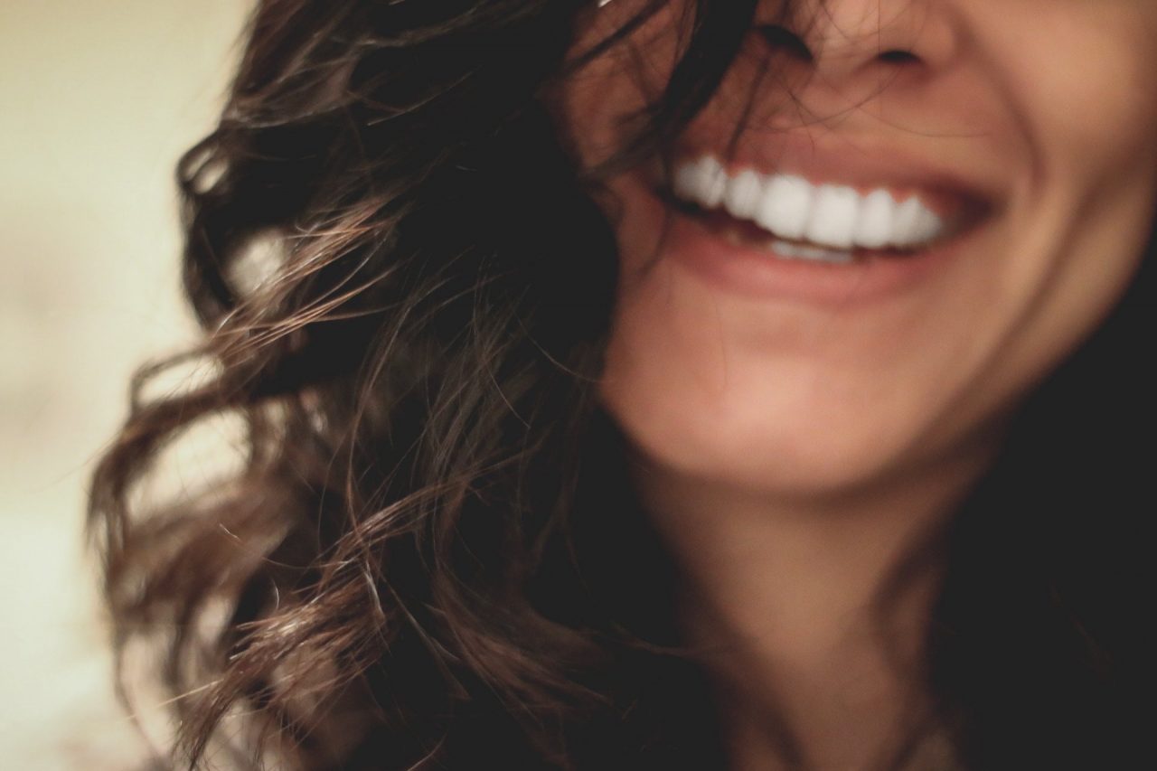 Implantologia e protesi dentali per ritrovare il sorriso