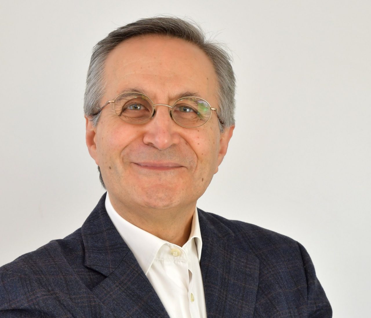 E’ scomparso l’ex consigliere comunale Salvatore Peluso: il cordoglio di Fratelli d’Italia