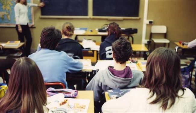 Fuga di gas a scuola, il Comune corre ai ripari
