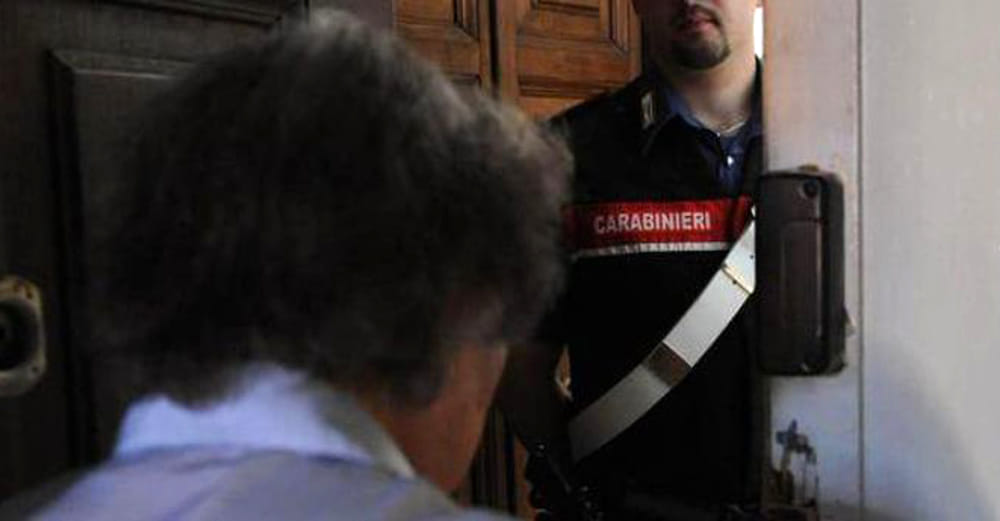 “Mamma, mi servono tremila euro”, ma è una truffa. Coppia di anziani ingannata da due malviventi.