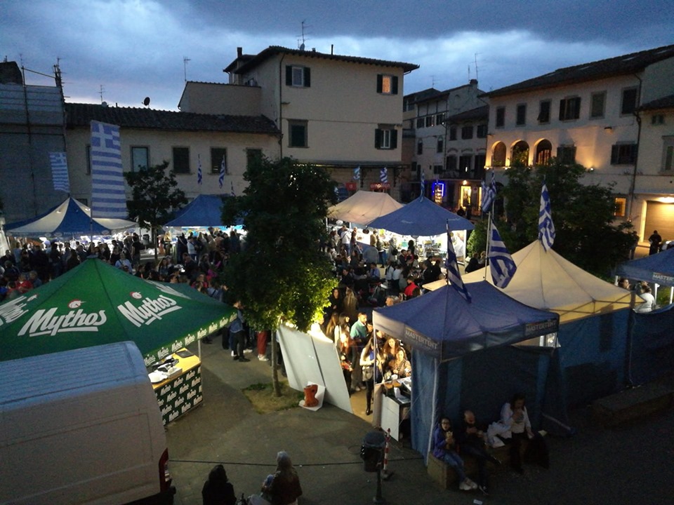 Una ventata di Grecia in piazza Castello