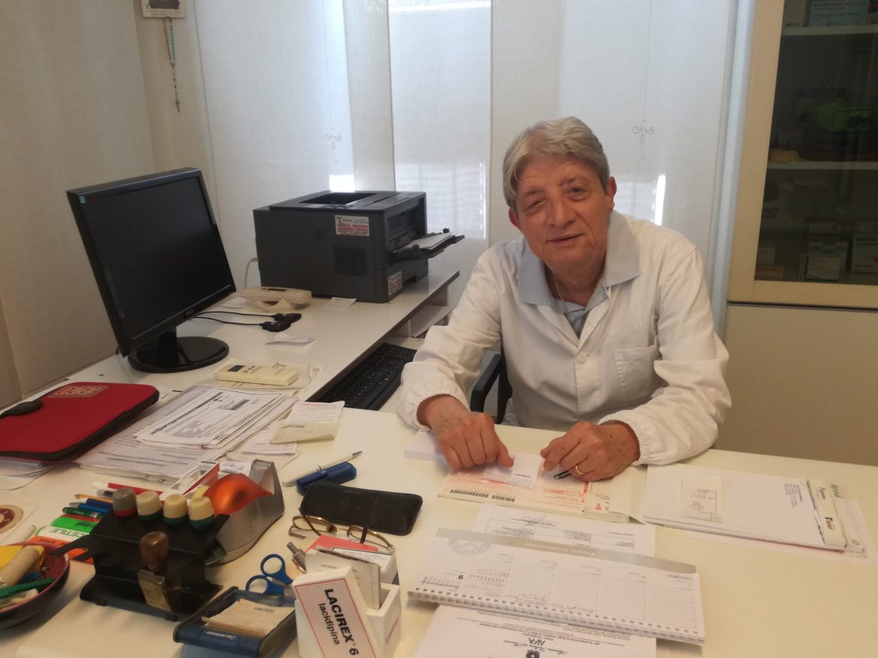 Medico in pensione dopo 38 anni di servizio