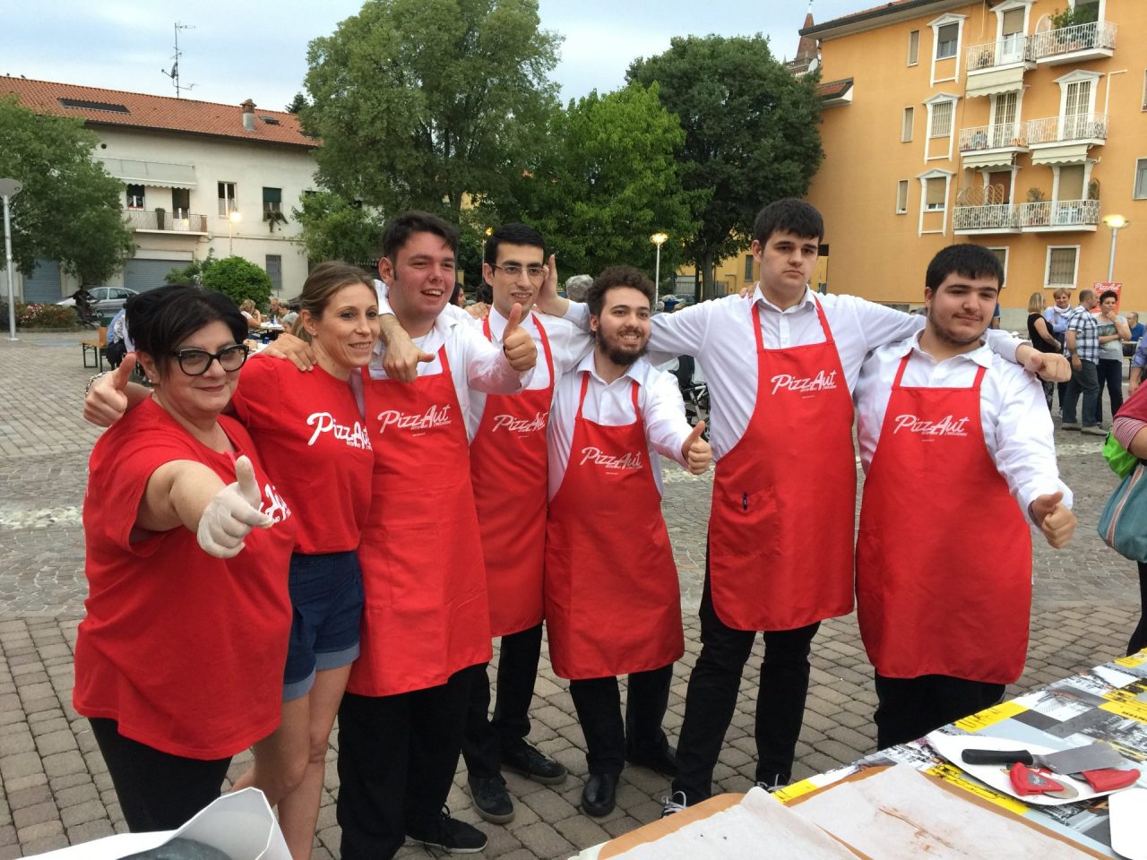 Cena sul Naviglio a Inzago per sostenere PizzAut