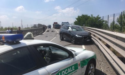 Incidente frontale con un trattore sulla Monza-Trezzo