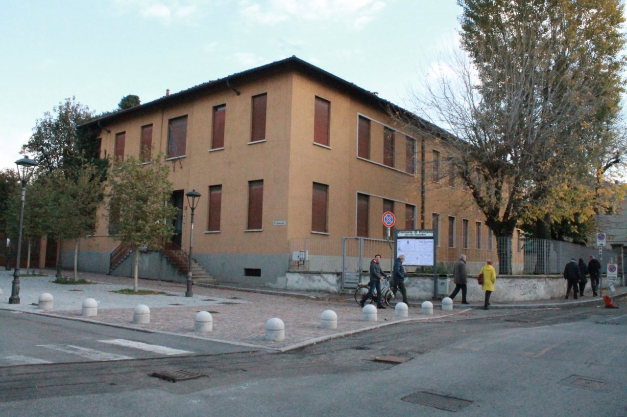 Due milioni di euro per riqualificare la storica scuola di Limito