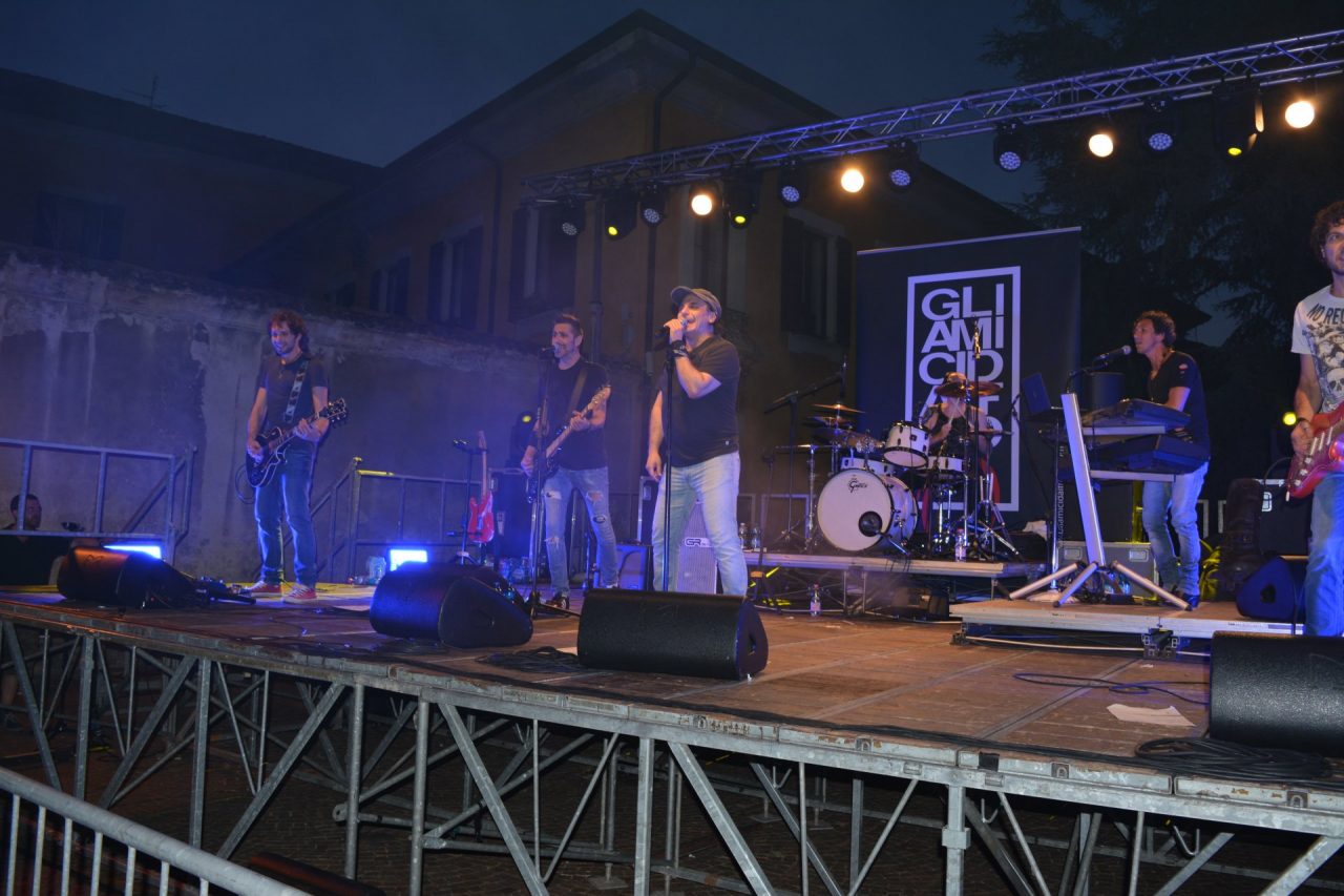 Notte di mezza estate a Cologno tra musica e divertimento FOTO