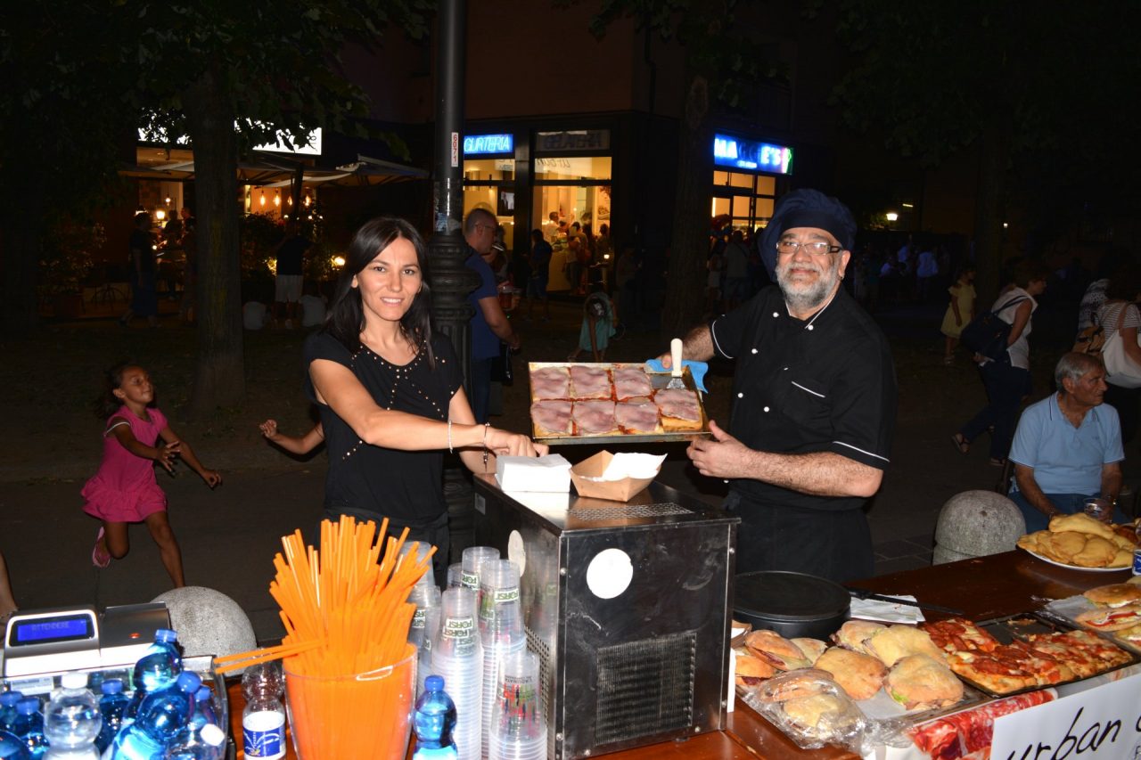 Cologno Monzese Notte di mezza estate quinta edizione tra piazza Castello e le vie del centro