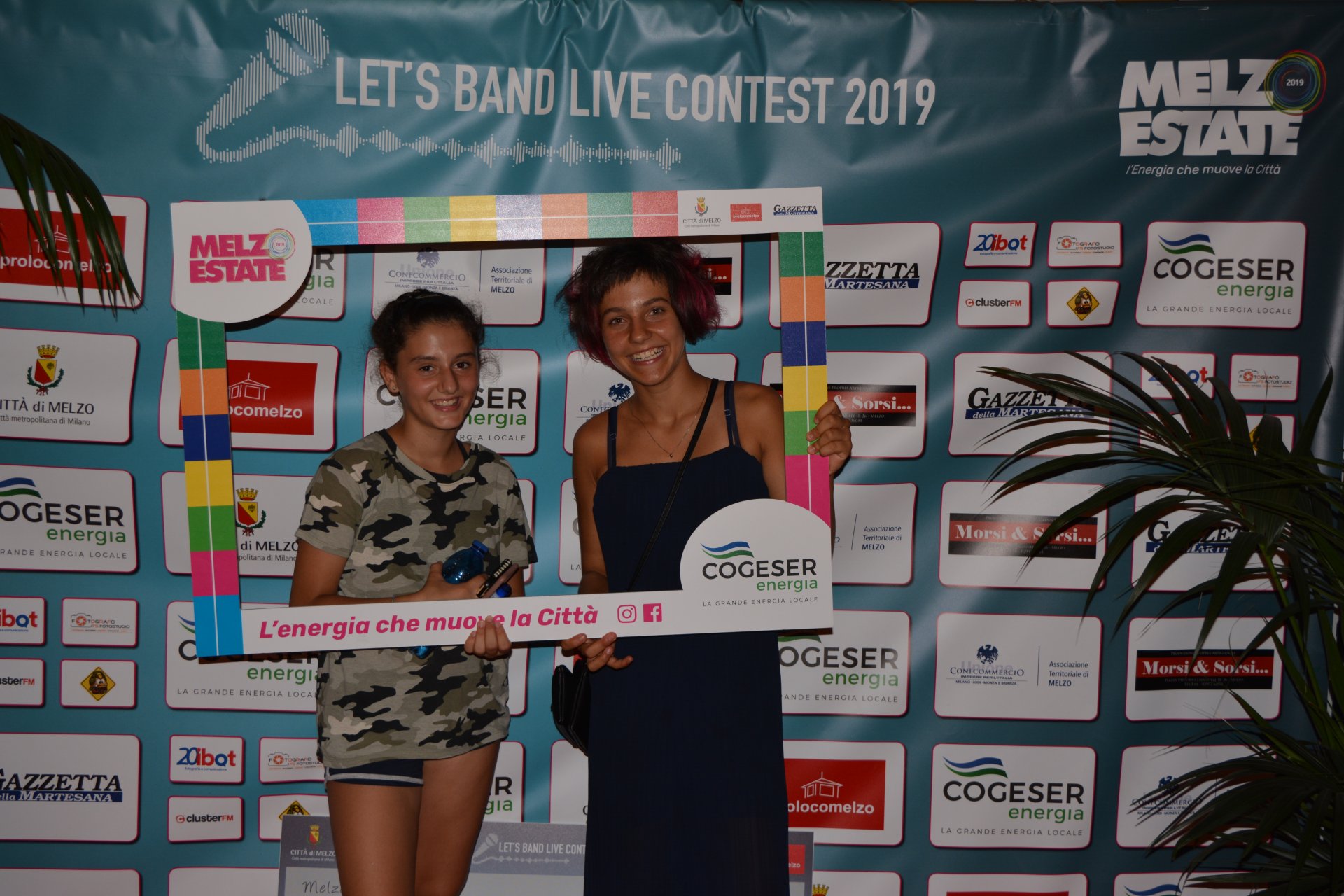 Melzo serata finale let's band live contest in piazza della Repubblica