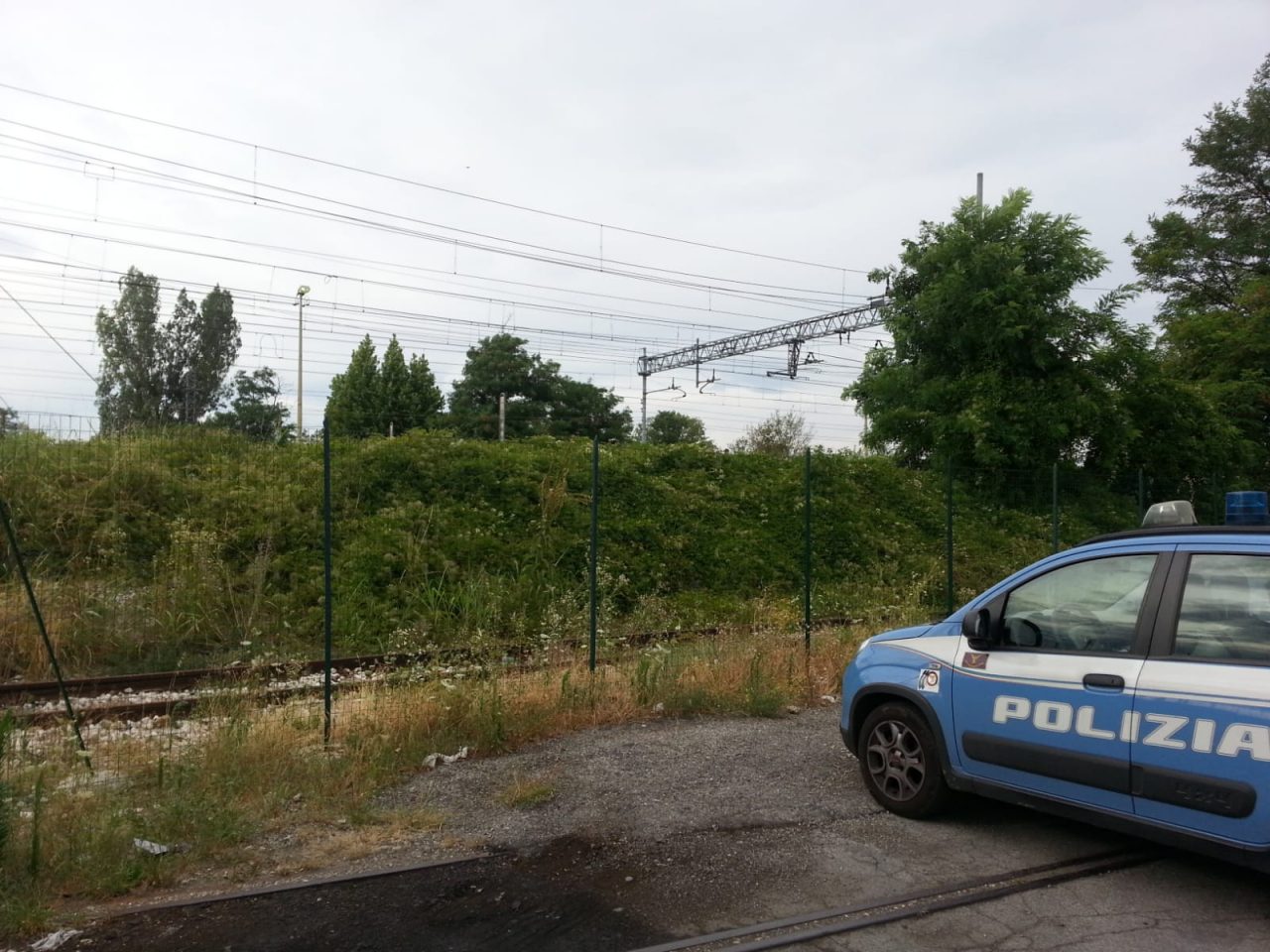 Investito dal treno mistero sulla morte di un 37enne romeno