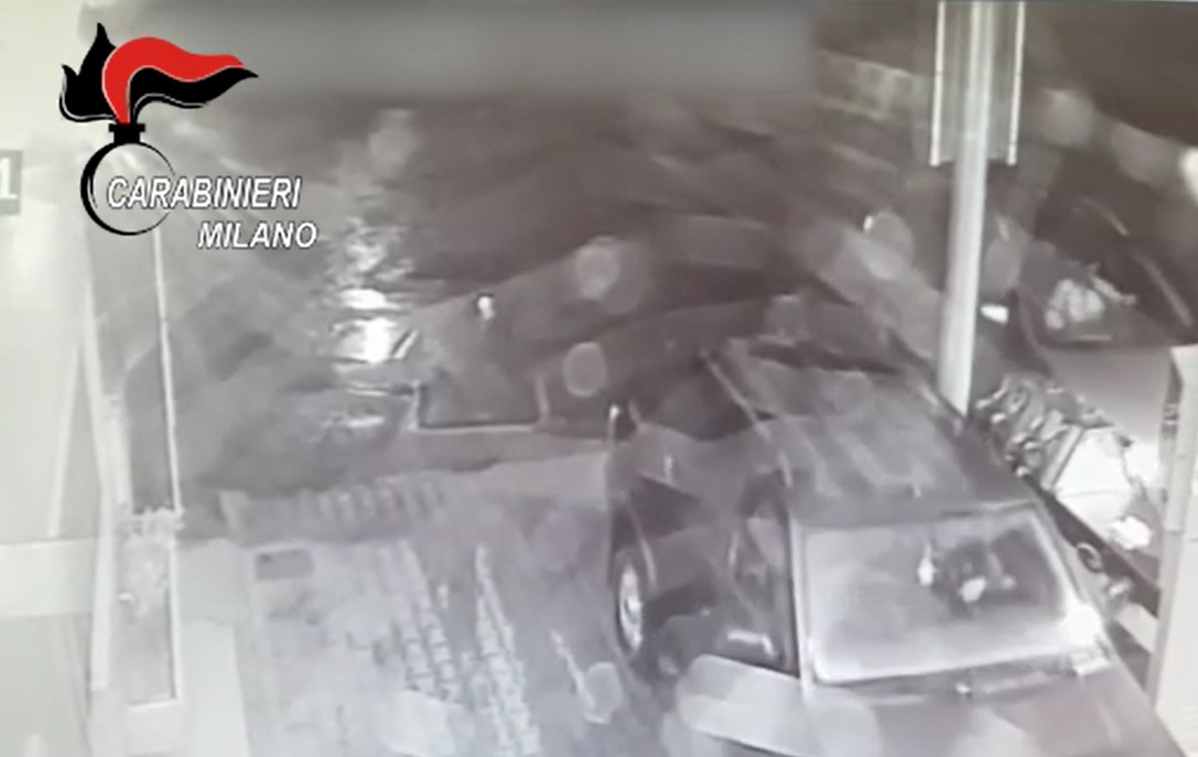 Rubati 8700 litri di carburante: arresti domiciliari per padre e figlio VIDEO