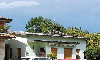 Bufera, tetto di eternit scoperchiato a Canonica FOTO