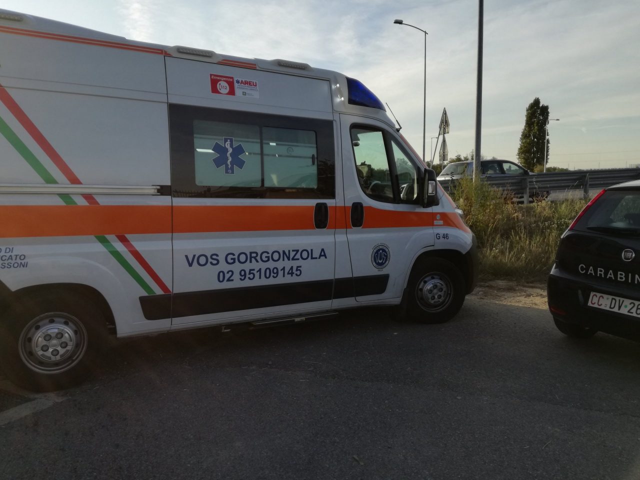 Accusa malore e cade sul marciapiede, paura per un 70enne