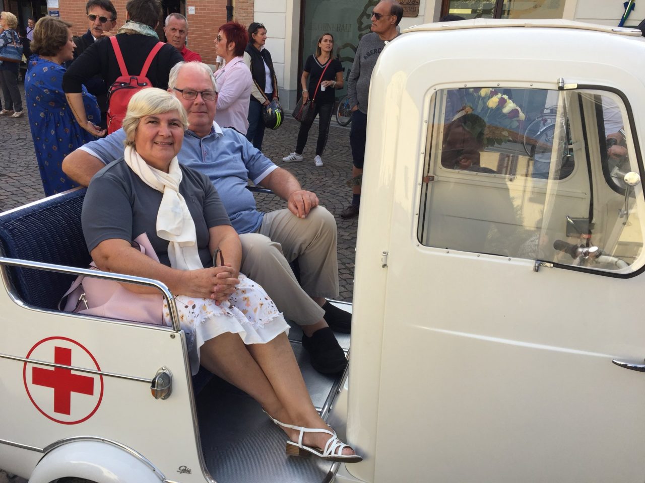 Rodano corteo di benvenuto per don Paolo Pupillo