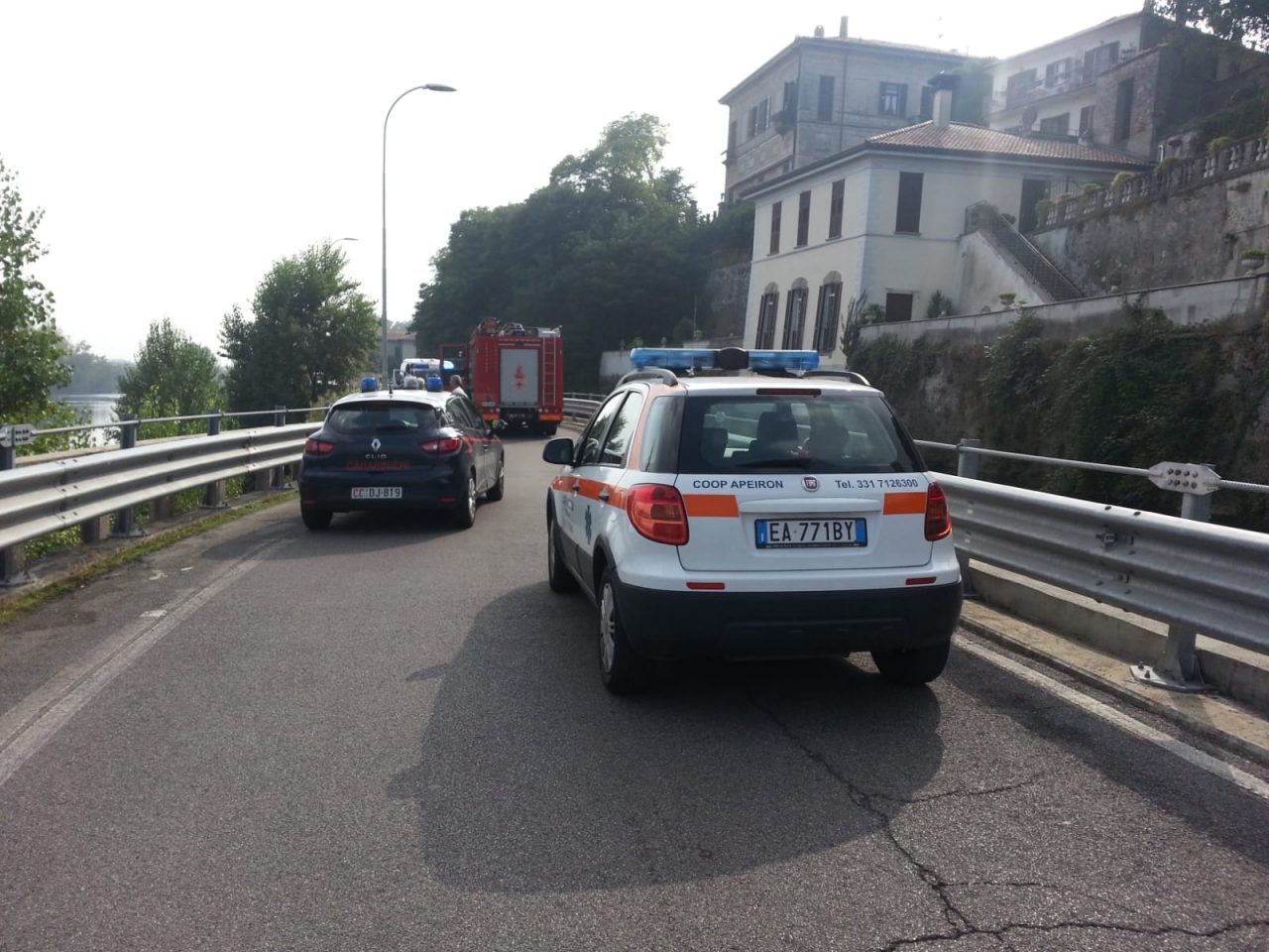 Cade nell’Adda, salvato FOTO