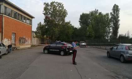 Uomo trovato morto in macchina: sul posto la Scientifica dei Carabinieri