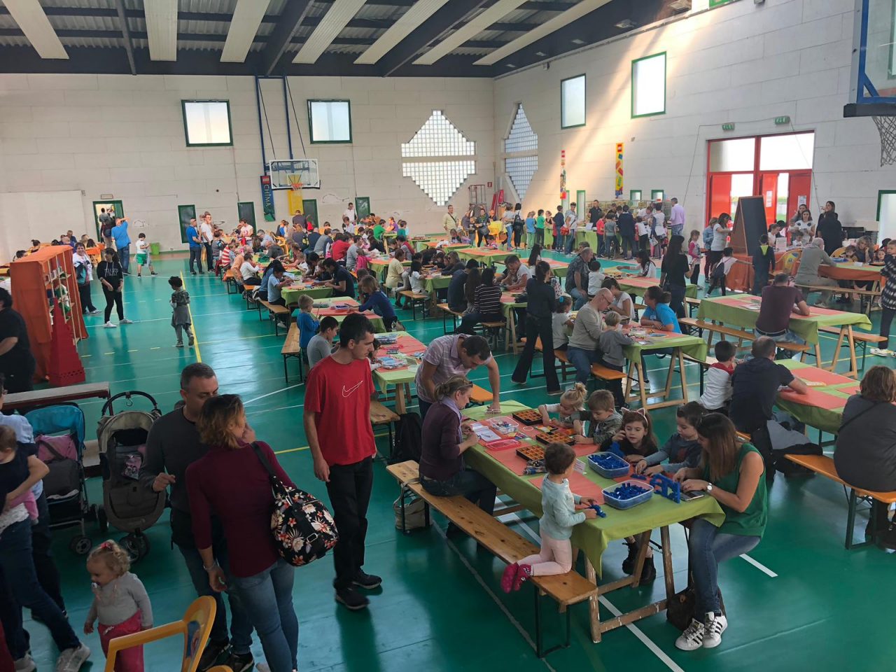 I mattoncini Lego invadono il centro sportivo di Cernusco