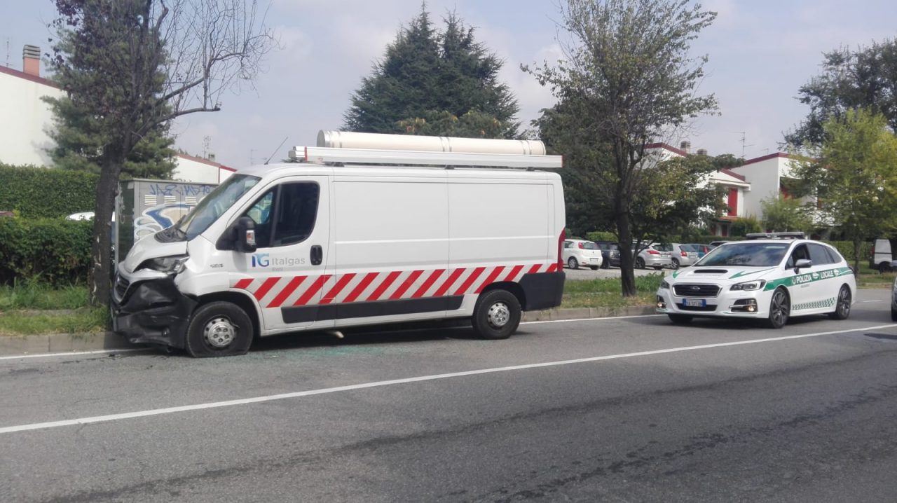 Tamponamento a Brugherio, arrivano i soccorsi