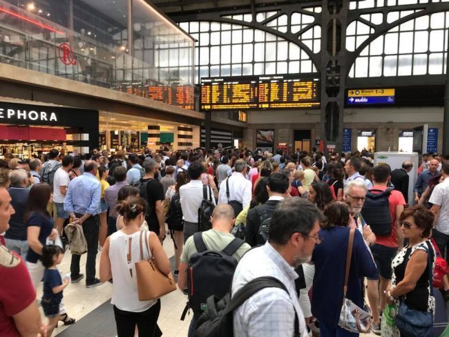 Guasto ai sistemi informatici: 18 linee ferroviarie nel caos
