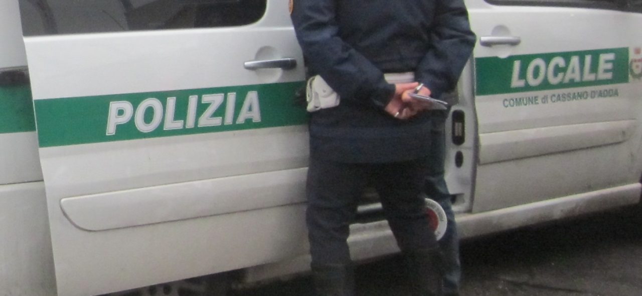 Blitz della Polizia Locale al 999 di Cassano con la Guardia di finanza e i Vigili del fuoco